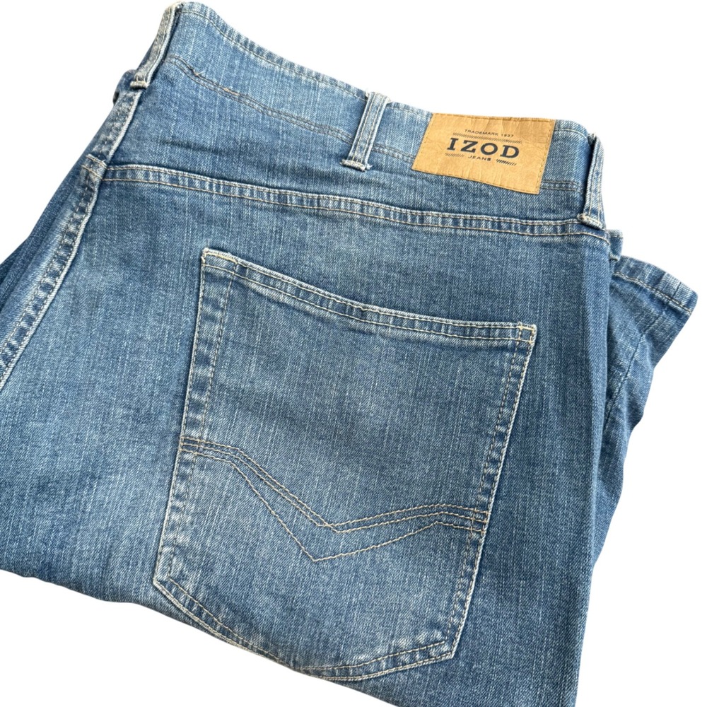 IZOD Sportflex Mens Classic Fit Blue Denim Shorts‎ Size 44